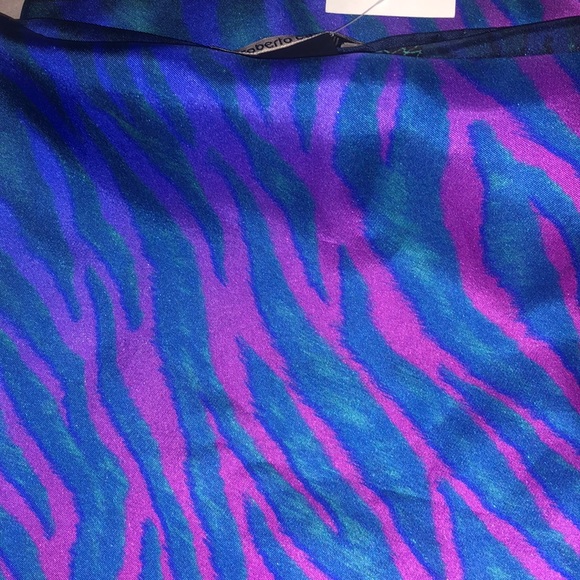 Roberto Cavalli Silk Animalier Scarf - Picture 4 of 9